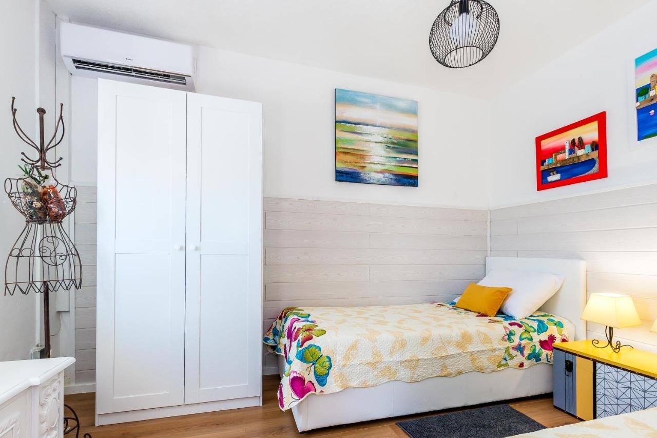 Holiday Home Rosko Skradin Exterior photo